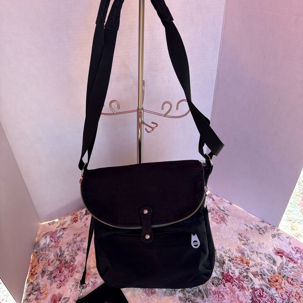 Baggallini Black Nylon Crossbody Bag